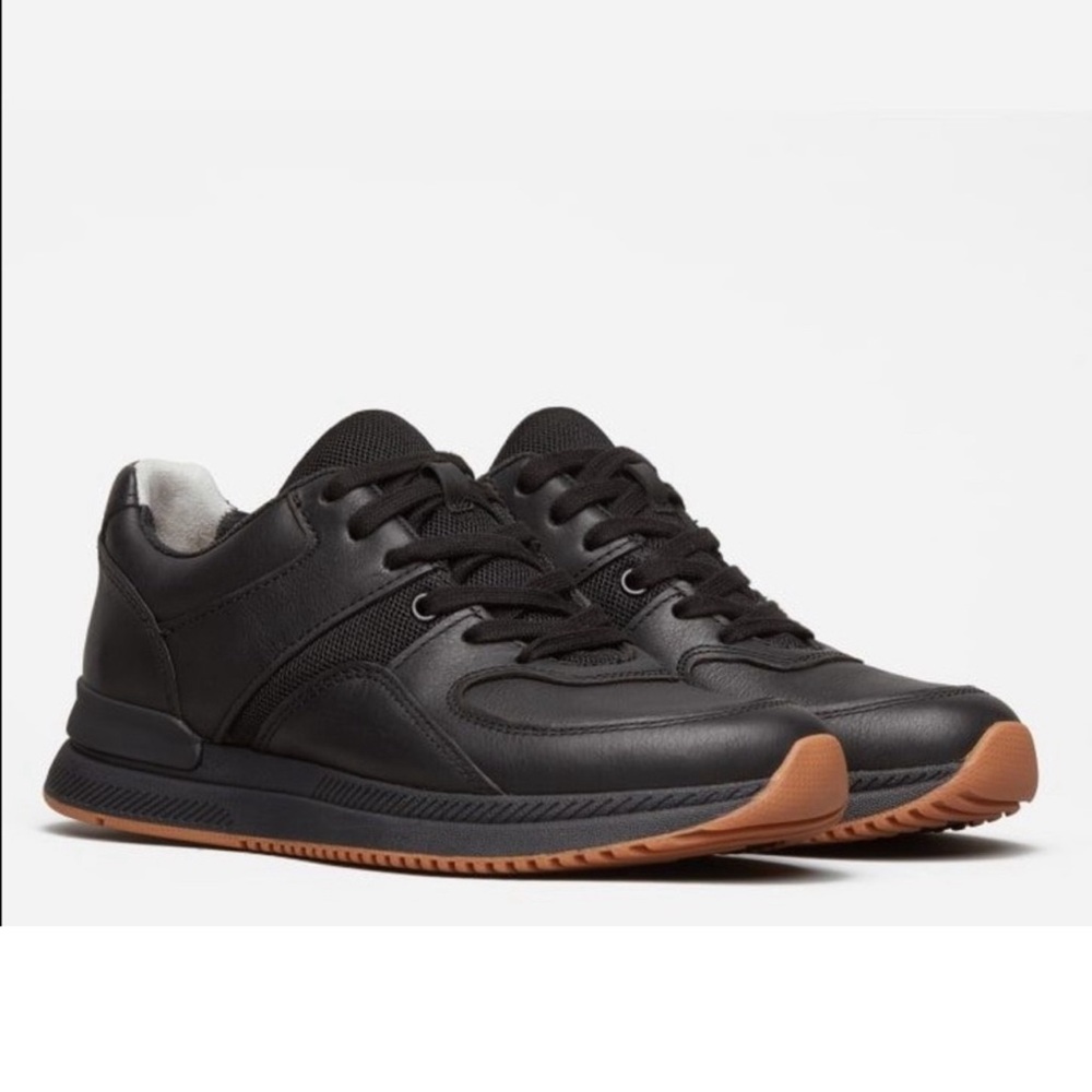 Everlane Tread - Black Gum Sole